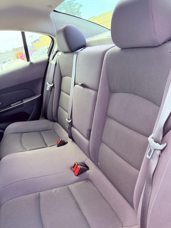 2013 Chevrolet Cruze 1LT Auto 4dr Sedan Automatic Photo