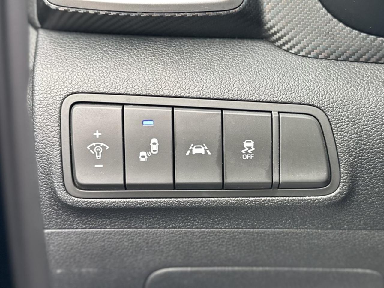 2021 Hyundai Tucson 2.0L Preferred FWD  - $131 B/W Photo