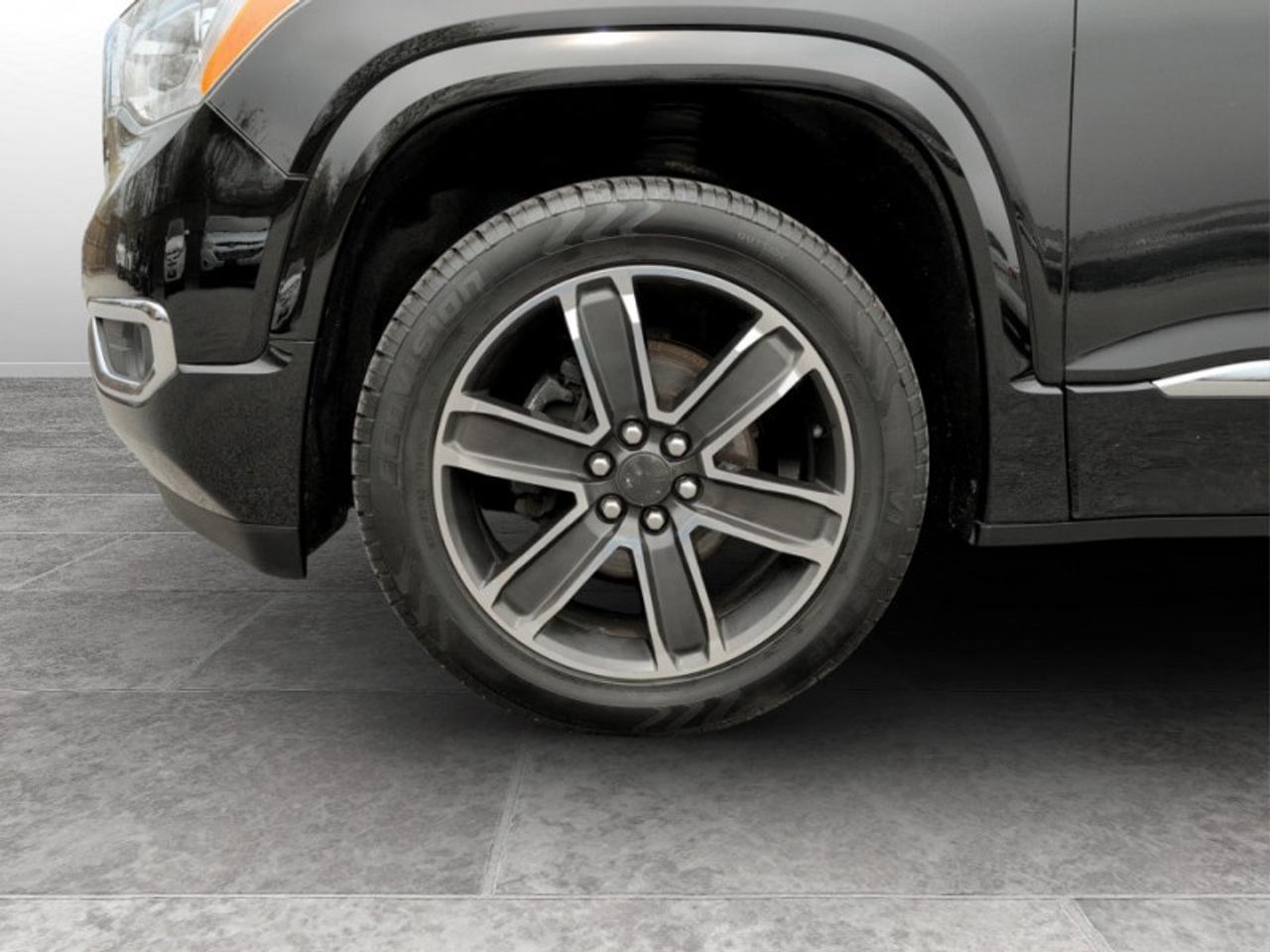 2019 GMC Acadia Denali  **TECH PKG - ADAPTIVE CRUISE** Photo