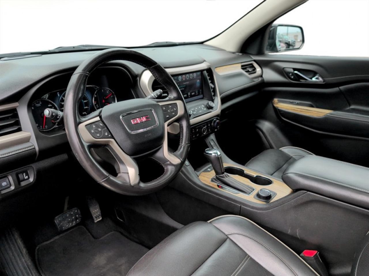 2019 GMC Acadia Denali  **TECH PKG - ADAPTIVE CRUISE** Photo