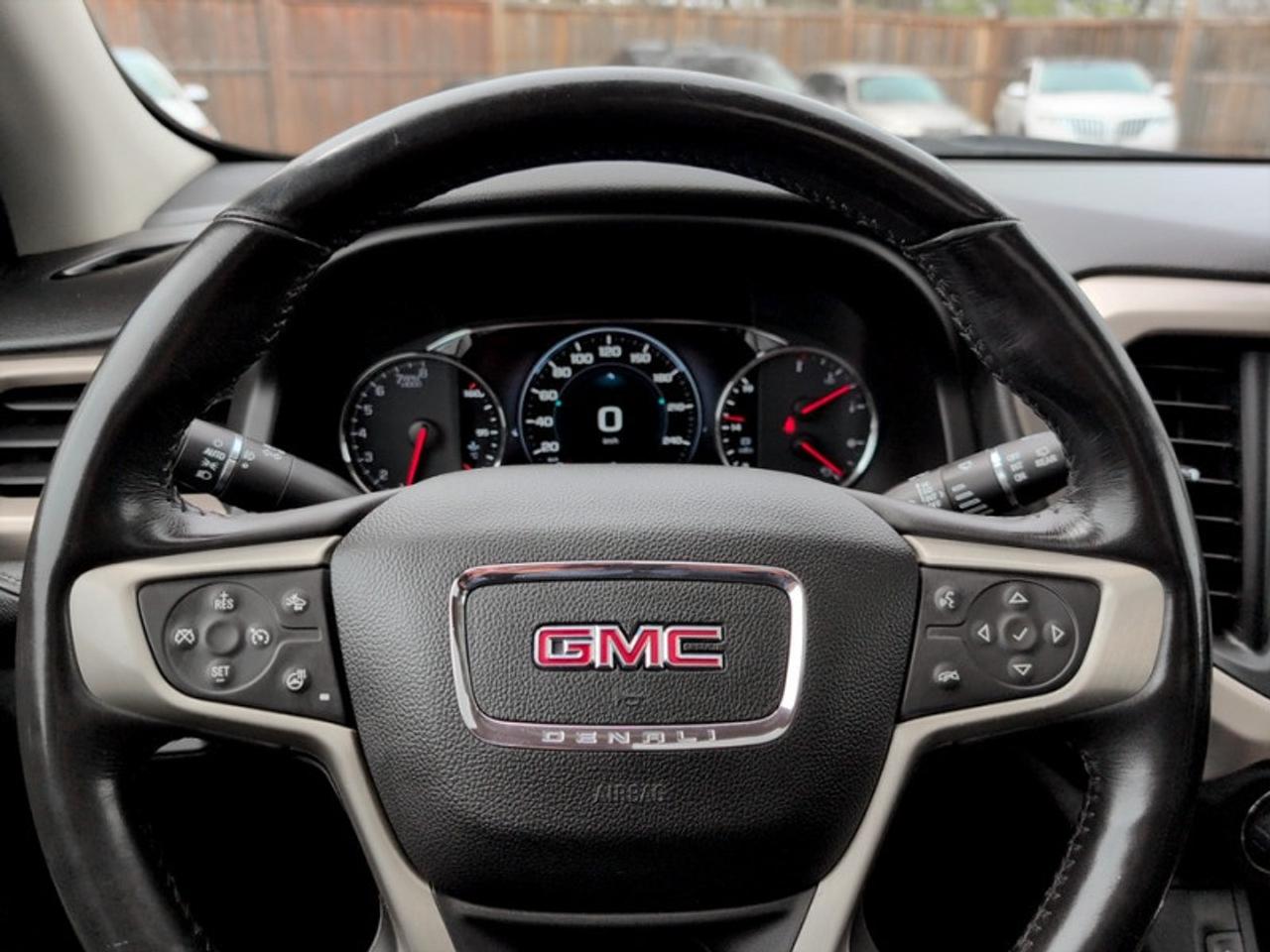 2019 GMC Acadia Denali  **TECH PKG - ADAPTIVE CRUISE** Photo