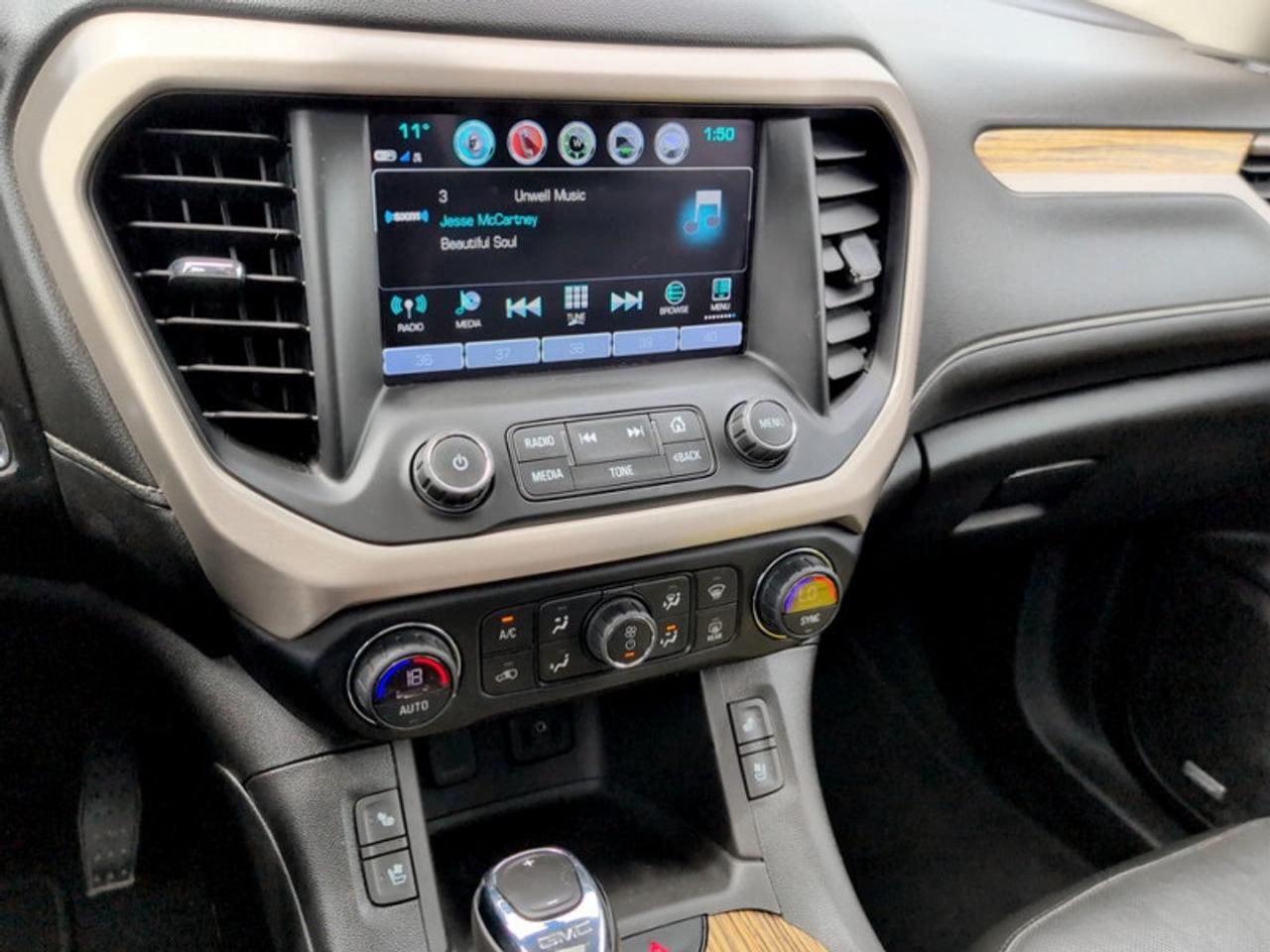 2019 GMC Acadia Denali  **TECH PKG - ADAPTIVE CRUISE** Photo