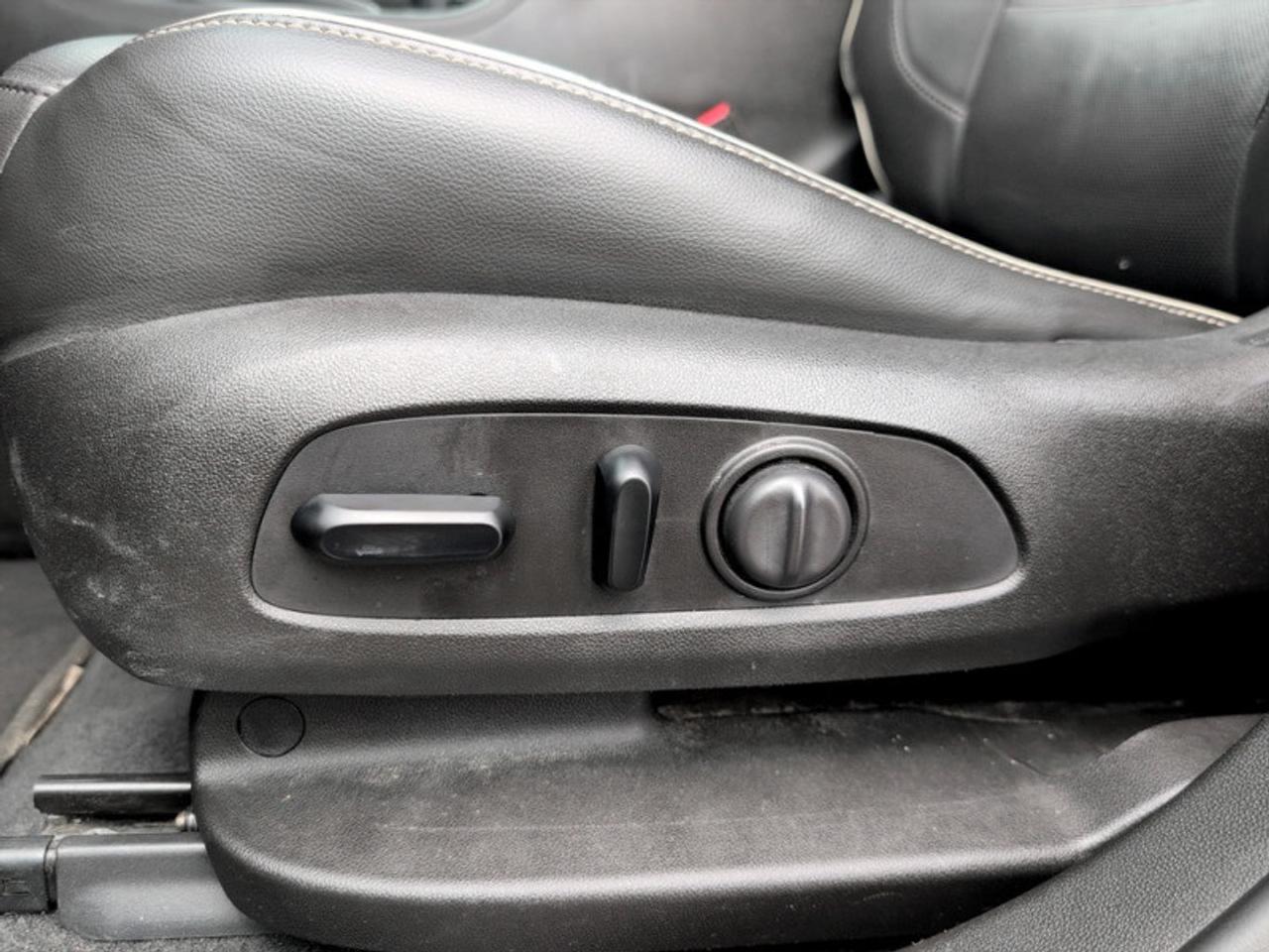 2019 GMC Acadia Denali  **TECH PKG - ADAPTIVE CRUISE** Photo