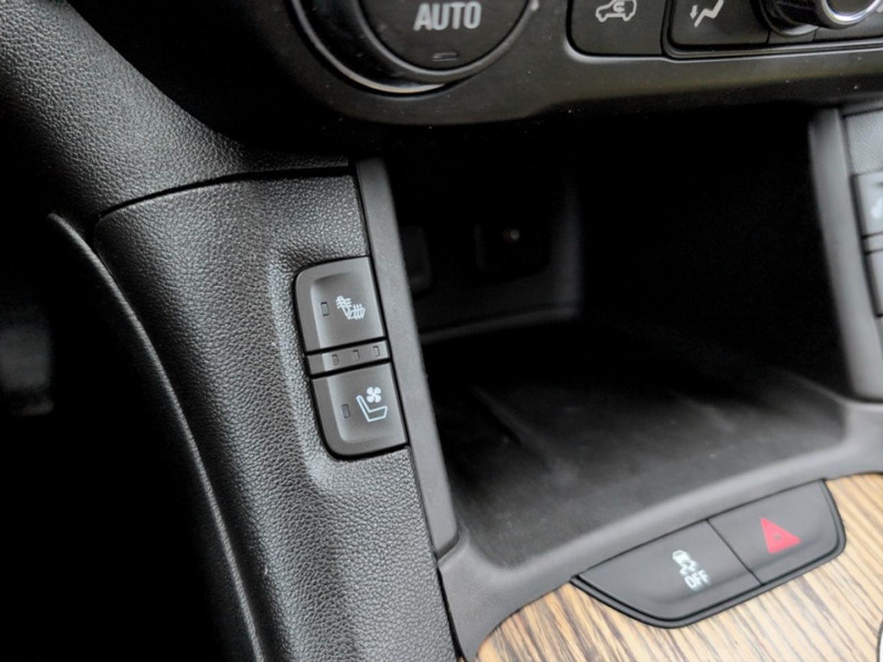 2019 GMC Acadia Denali  **TECH PKG - ADAPTIVE CRUISE** Photo