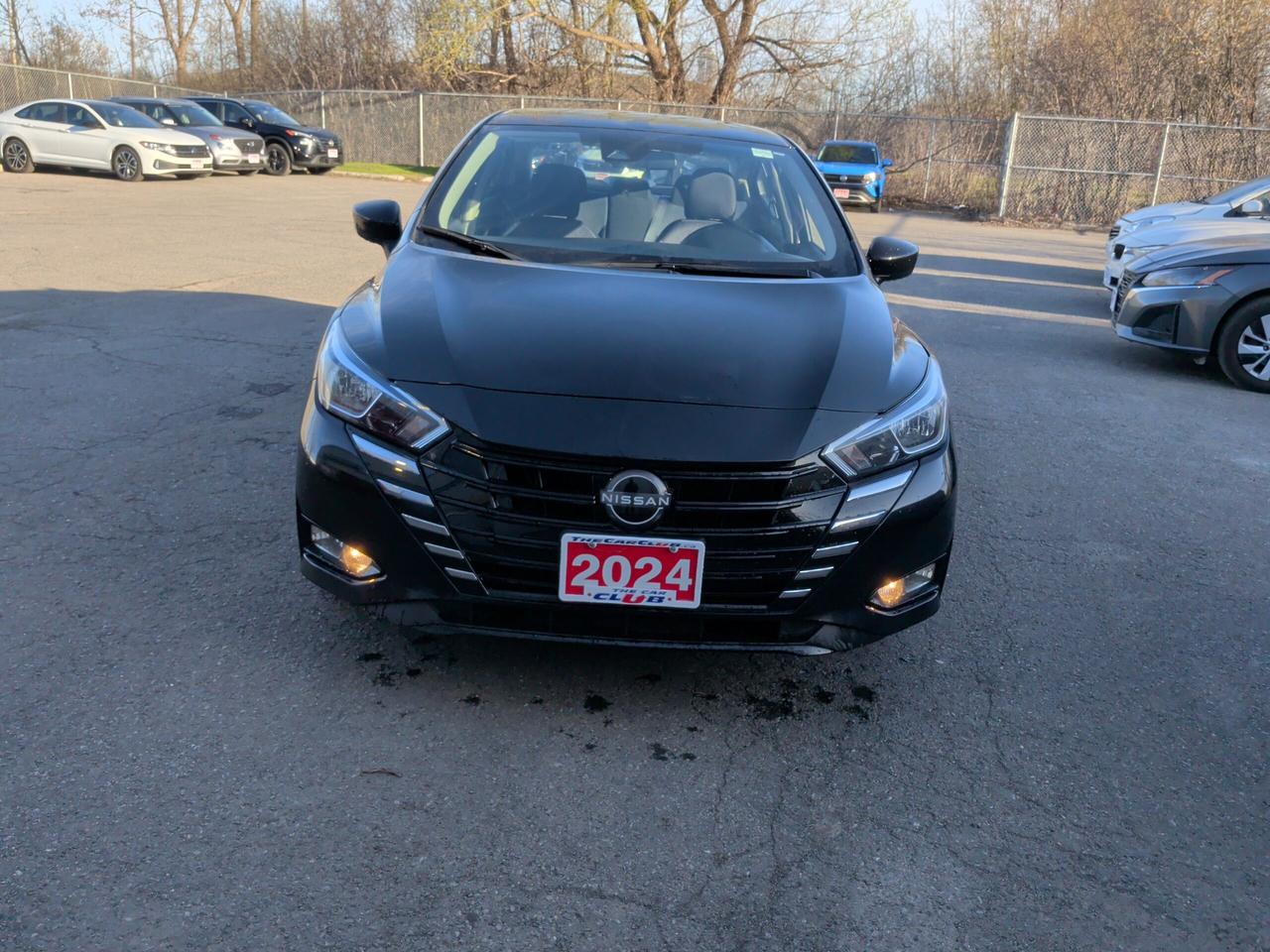 2024 Nissan Versa SV Photo