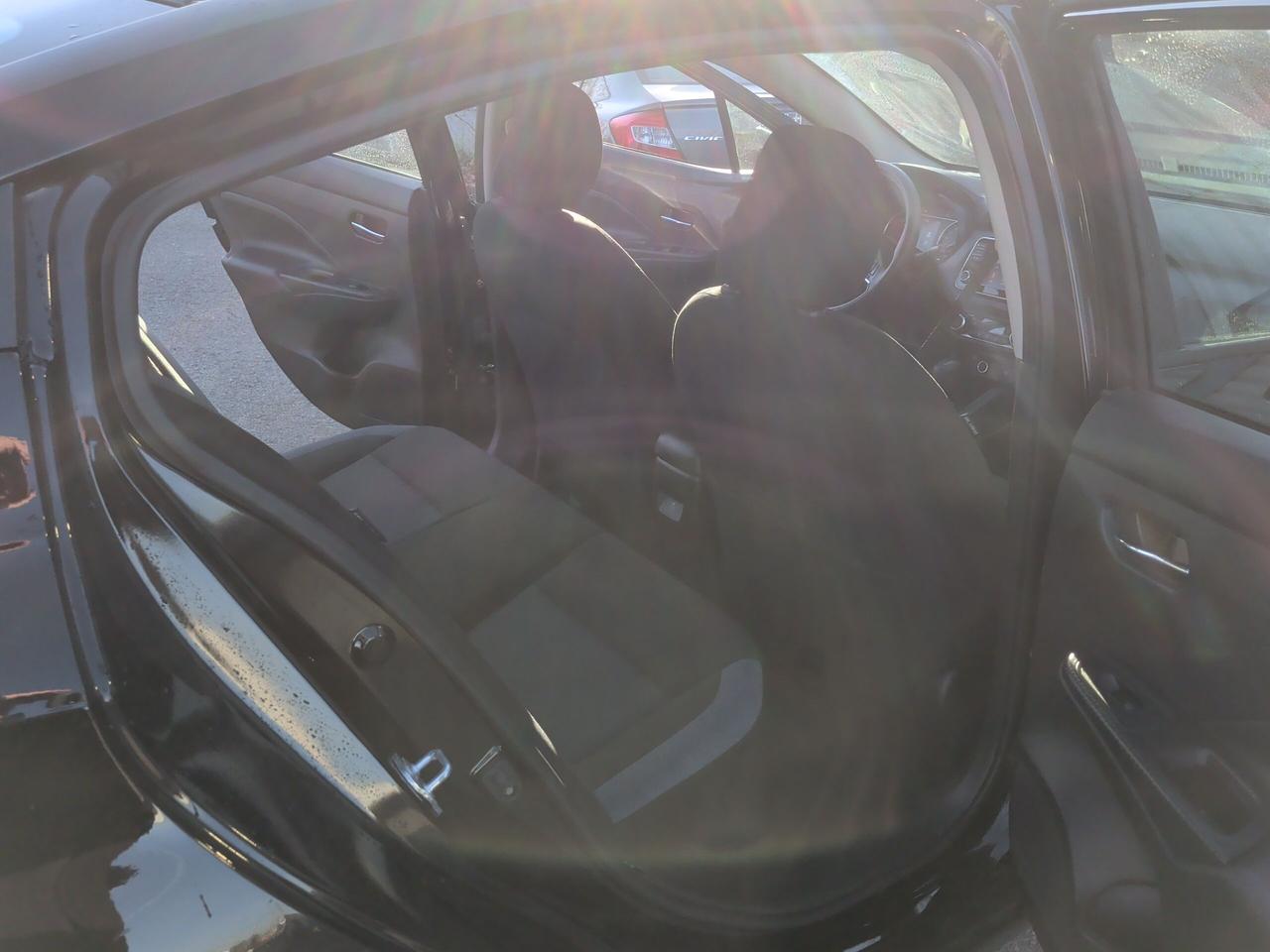 2024 Nissan Versa SV Photo