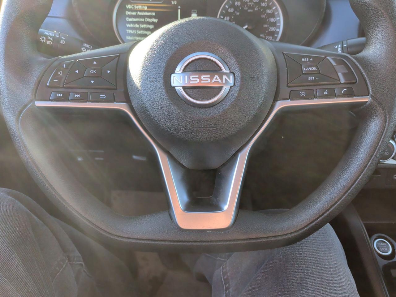 2024 Nissan Versa SV Photo