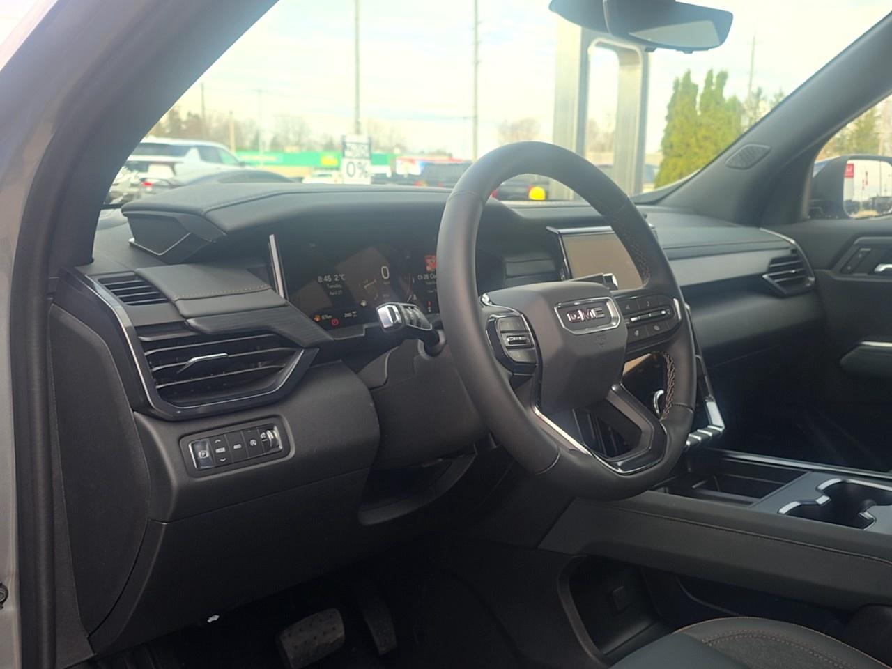 2026 GMC Acadia AWD AT4 Photo3