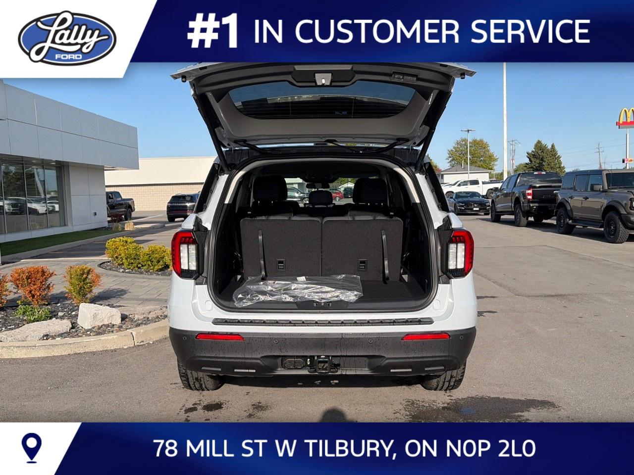 2026 Ford Explorer Active w/200A Pkg 4WD Photo