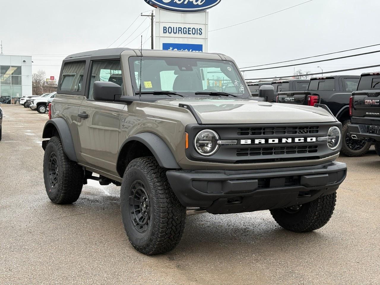 2026 Ford Bronco Base 2 Door 4x4 Photo