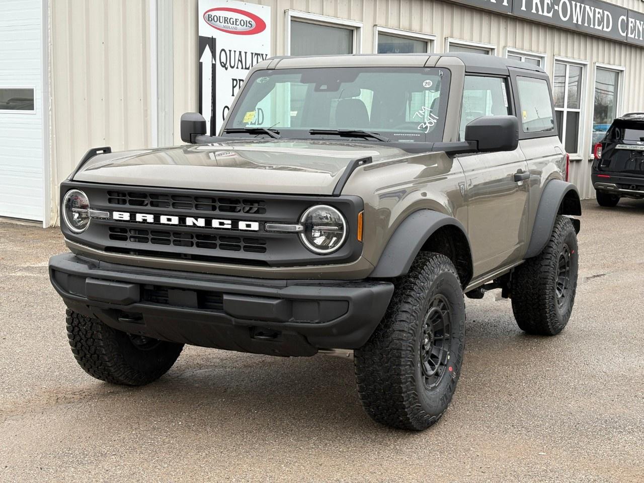 2026 Ford Bronco Base 2 Door 4x4 Photo