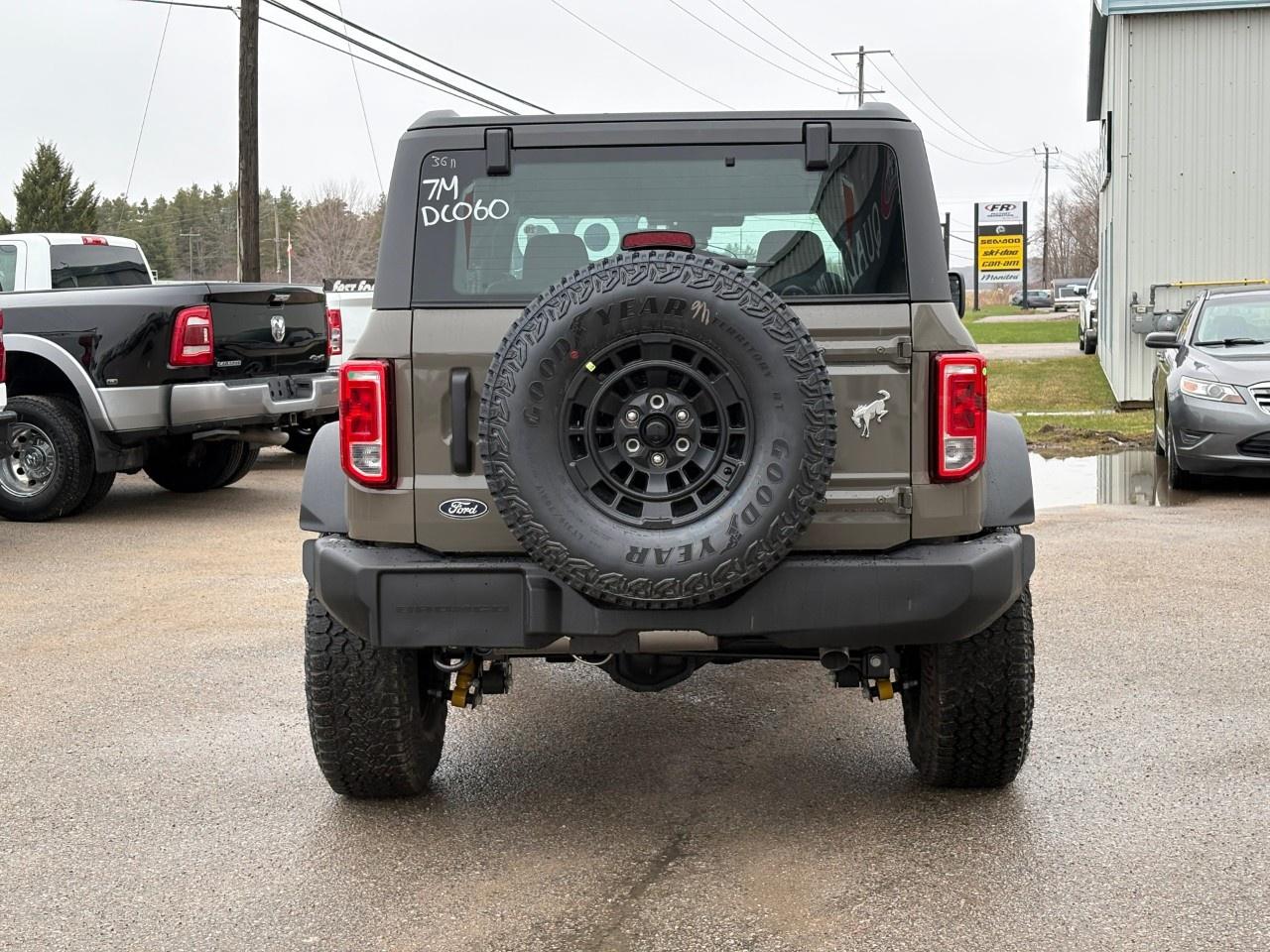 2026 Ford Bronco Base 2 Door 4x4 Photo