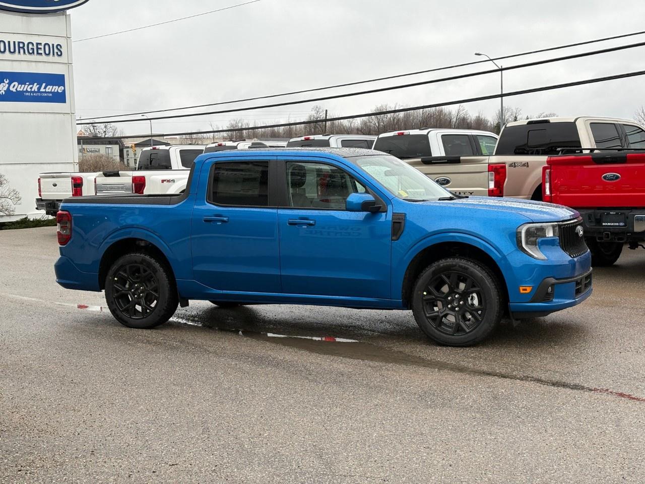 2026 Ford Maverick Lobo Standard AWD SuperCrew Photo4