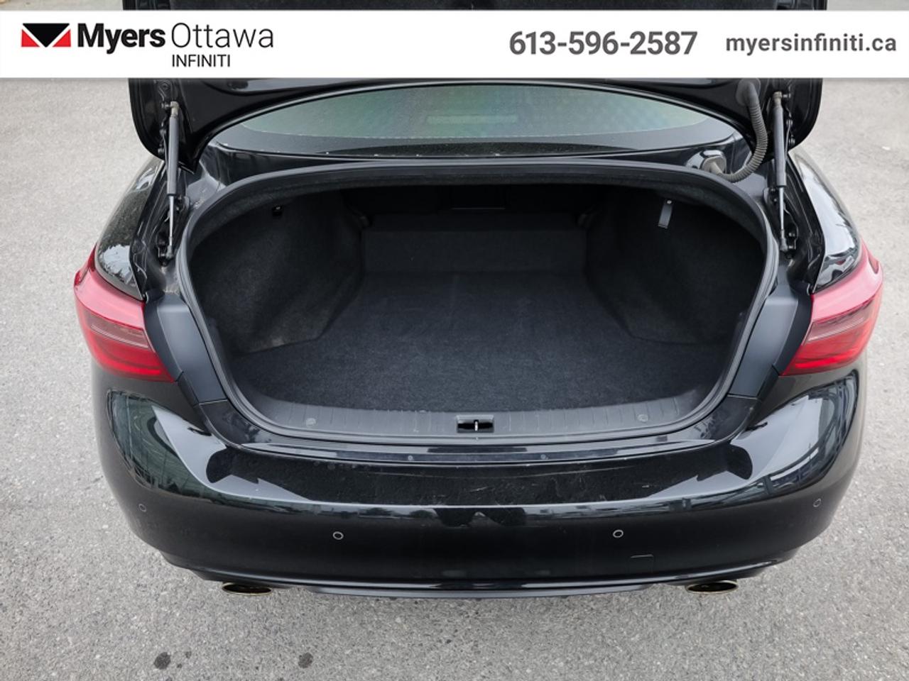 2022 Infiniti Q50 LUXE  - Leather Seats Photo