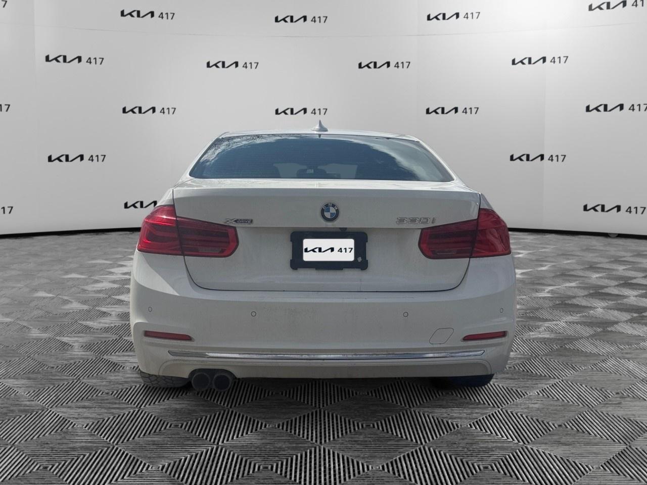 2017 BMW 3 Series 4dr Sdn 330i xDrive AWD Photo