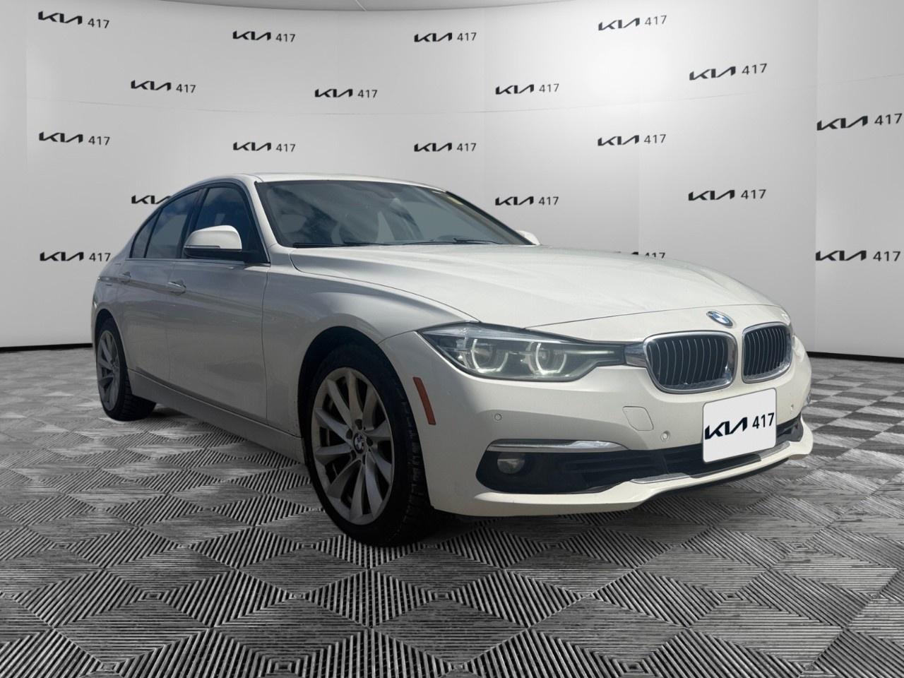 2017 BMW 3 Series 4dr Sdn 330i xDrive AWD Photo