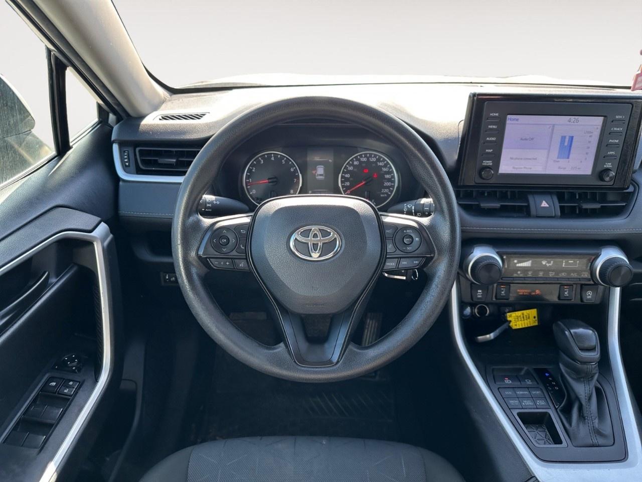 2022 Toyota RAV4 LE AWD Photo