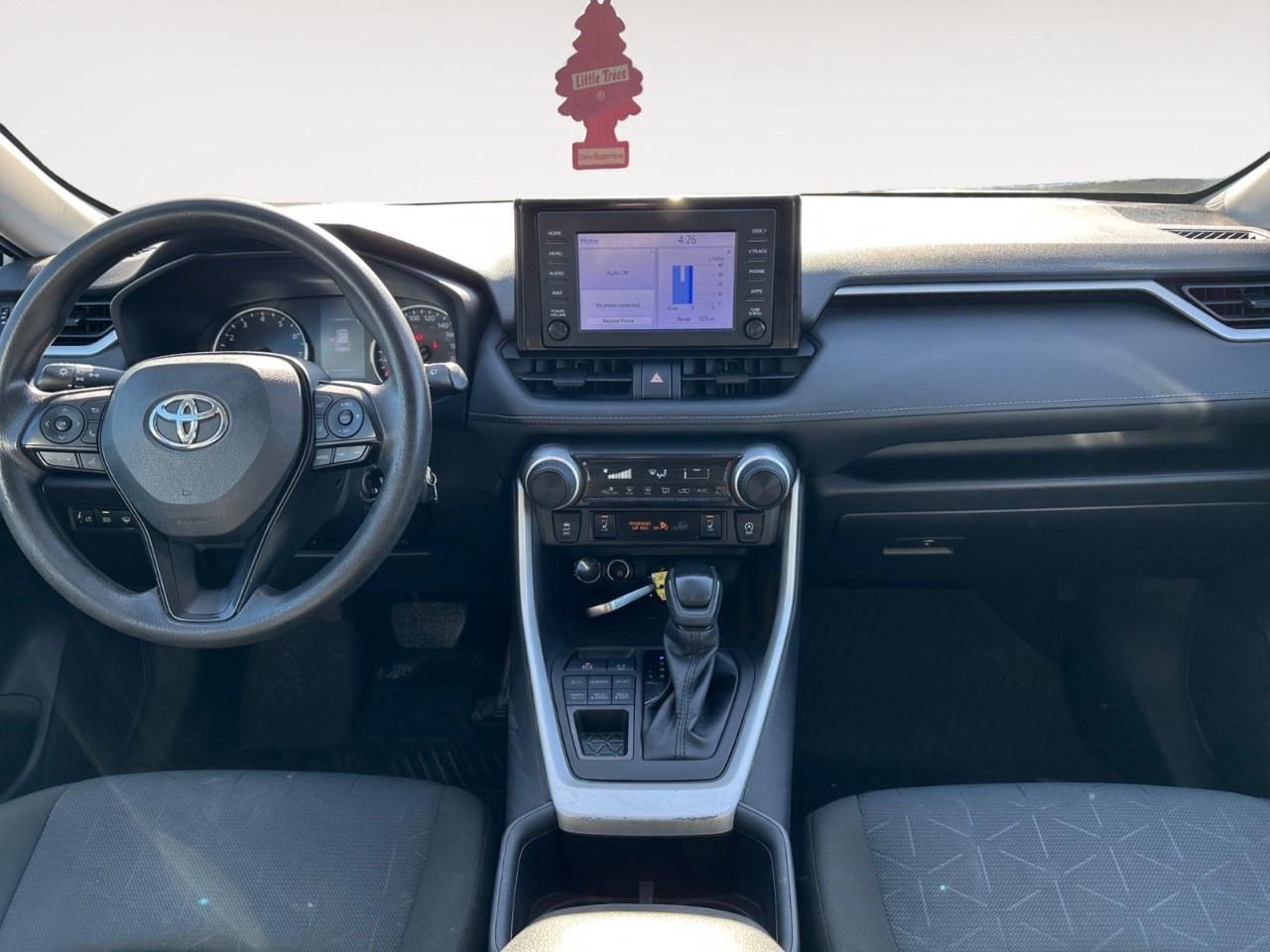 2022 Toyota RAV4 LE AWD Photo