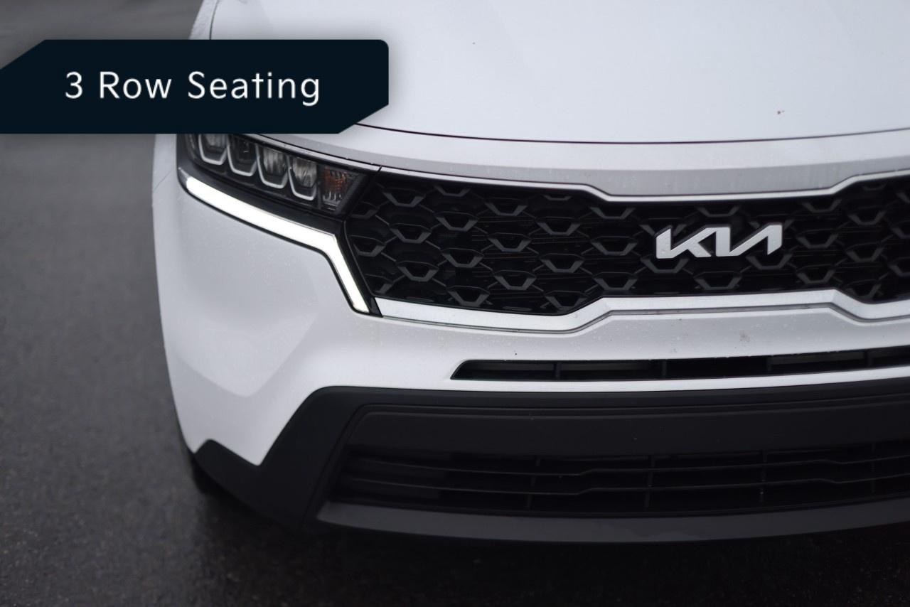 2023 Kia Sorento LX  AWD Photo