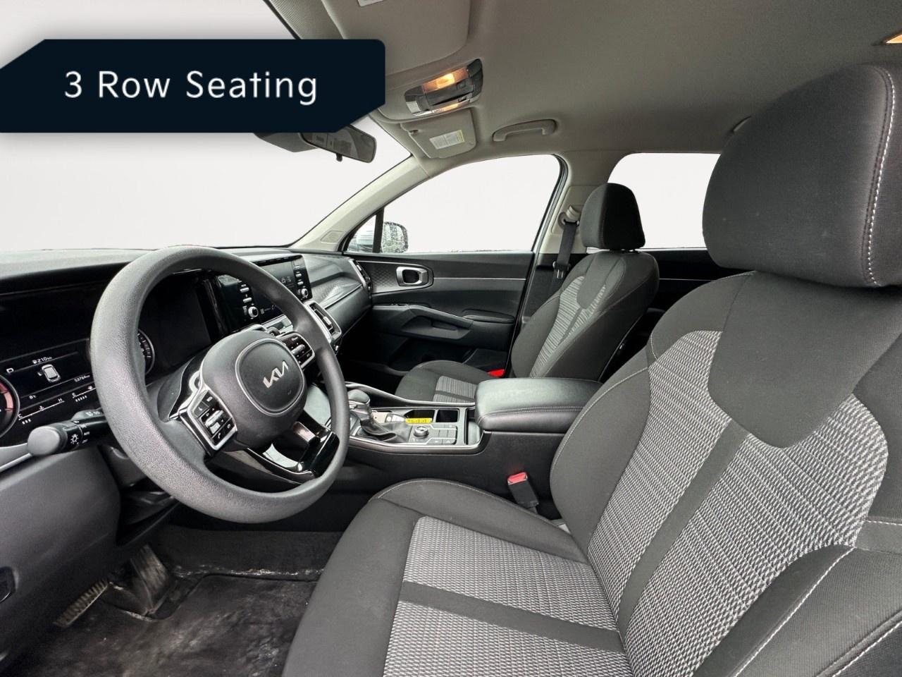 2023 Kia Sorento LX  AWD Photo