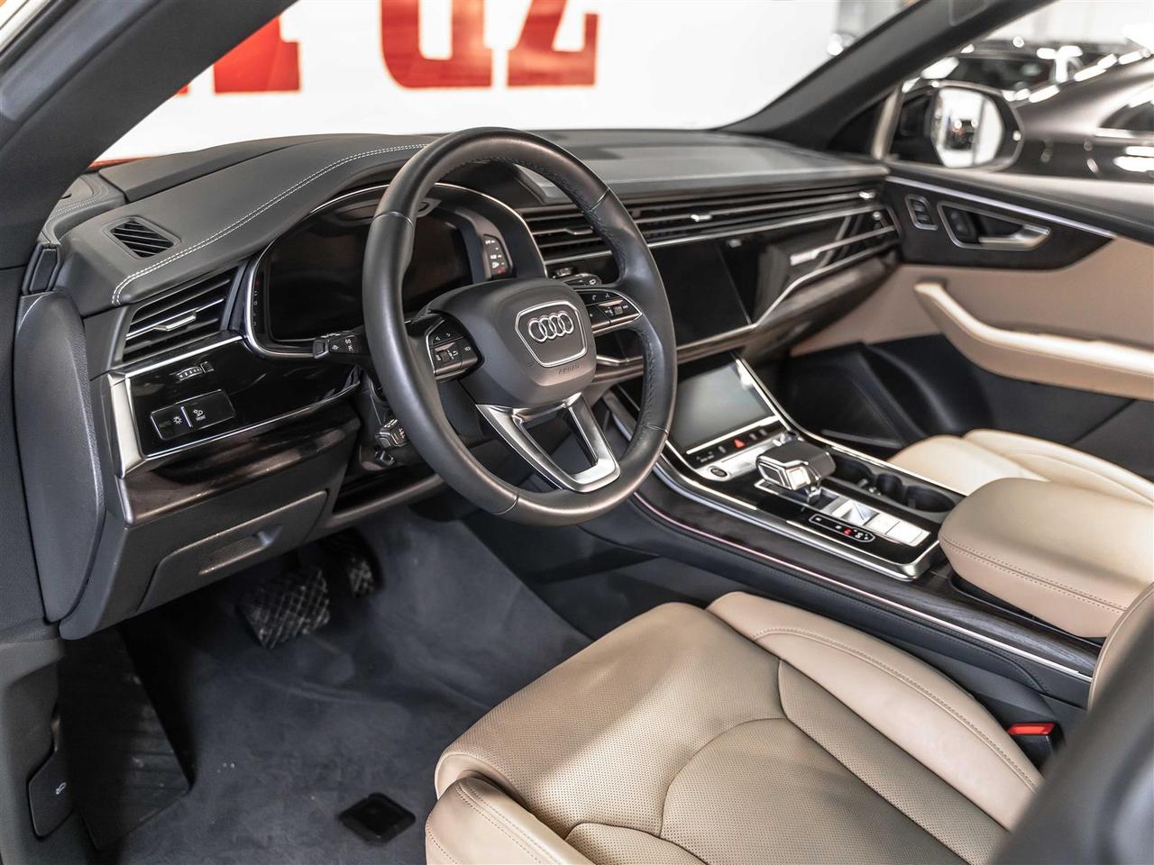 2023 Audi Q8 TECHNIK|S-LINE|B&O 3D|MASSAGE|HEADS-UP|ADAPT CRUISE Photo