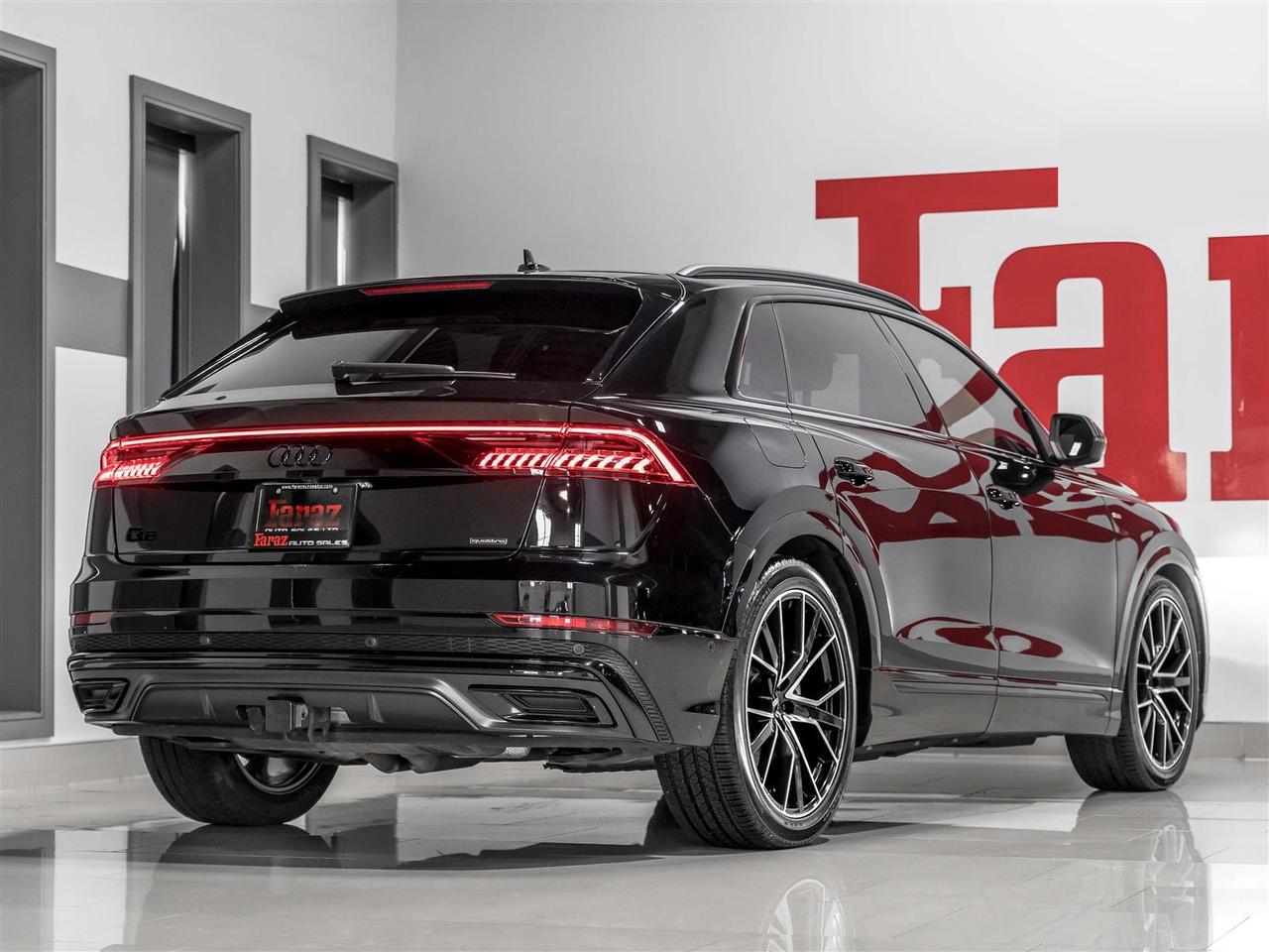 2023 Audi Q8 TECHNIK|S-LINE|B&O 3D|MASSAGE|HEADS-UP|ADAPT CRUISE Photo