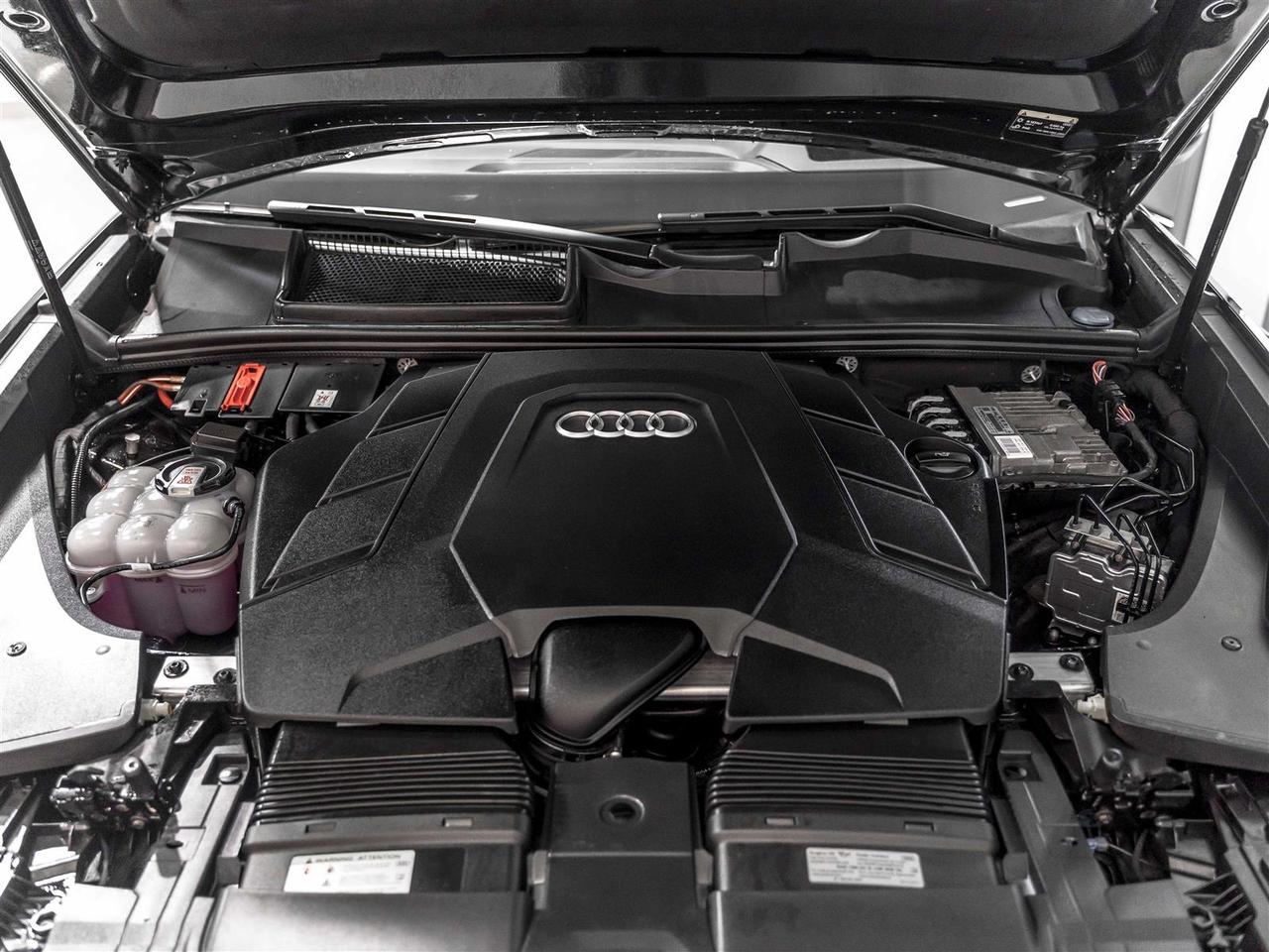 2023 Audi Q8 TECHNIK|S-LINE|B&O 3D|MASSAGE|HEADS-UP|ADAPT CRUISE Photo
