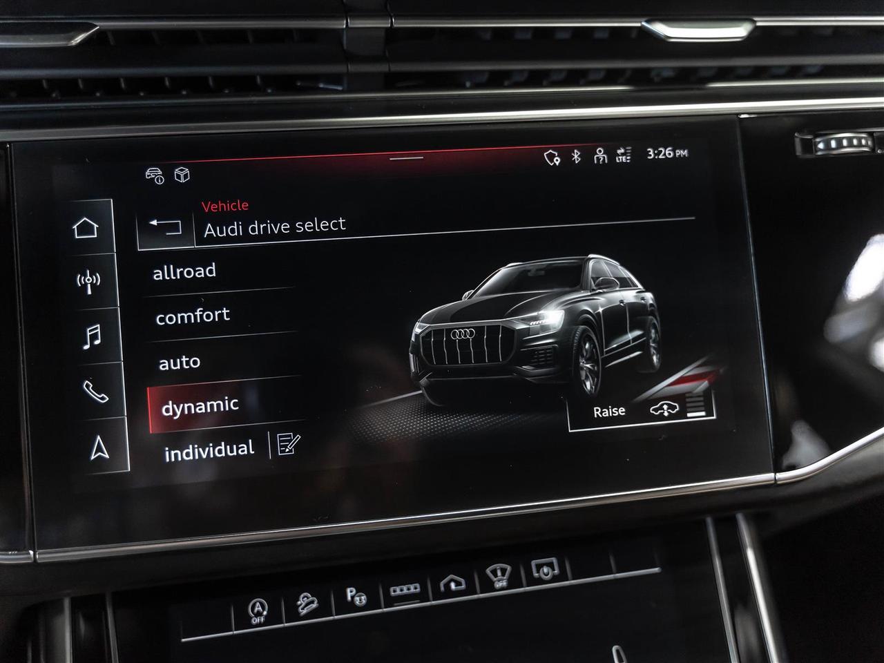 2023 Audi Q8 TECHNIK|S-LINE|B&O 3D|MASSAGE|HEADS-UP|ADAPT CRUISE Photo