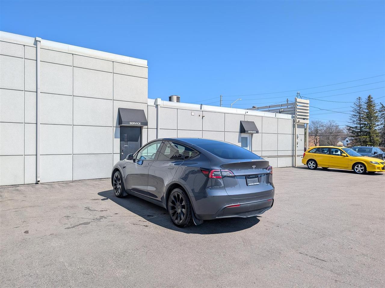 2020 Tesla Model Y LONG RANGE AWD - DUAL MOTOR Photo