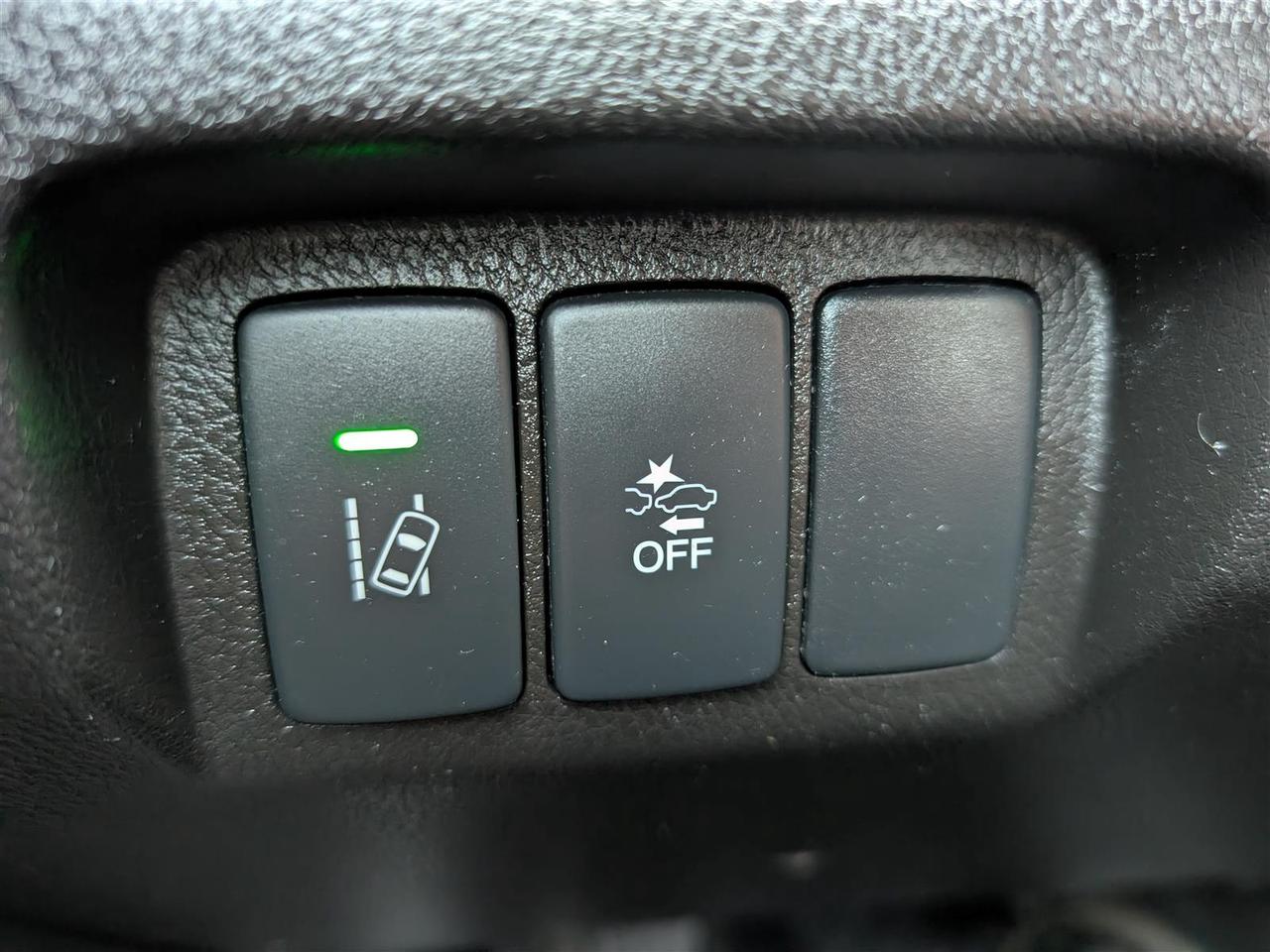 2017 Acura ILX - SUNROOF - LEATHER - TECH FEATS Photo