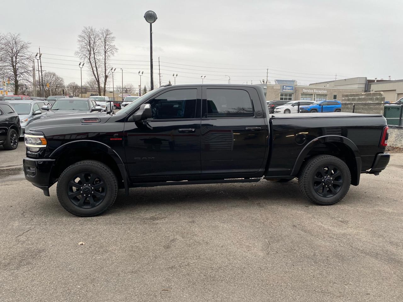 2022 RAM 2500 Night Edition Laramie | Cummins Diesel | NAV | Sunroof | Commercial Leasing Available Photo4
