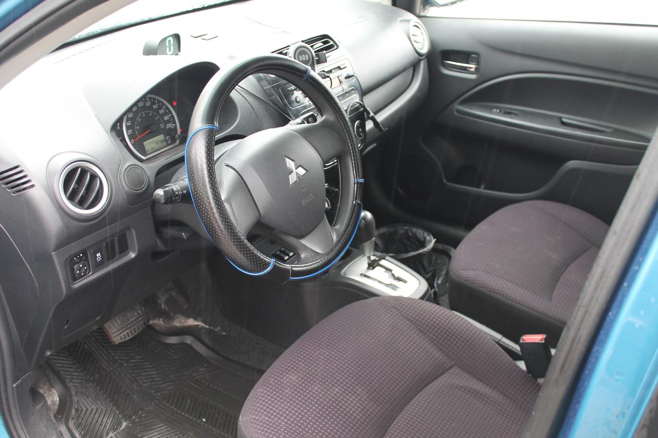 2014 Mitsubishi Mirage ES Photo