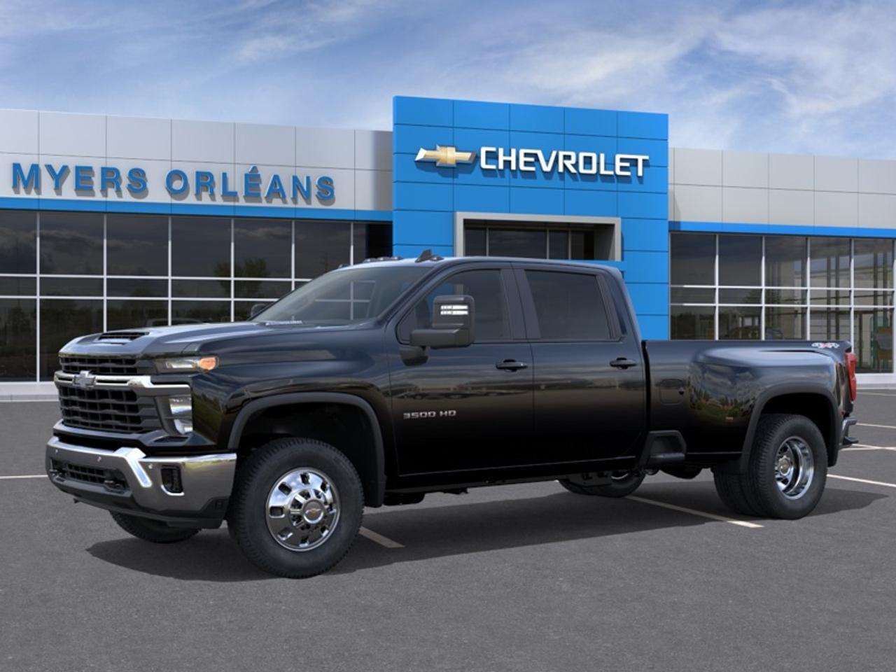2026 Chevrolet Silverado 3500HD LT  - Leather Seats Photo