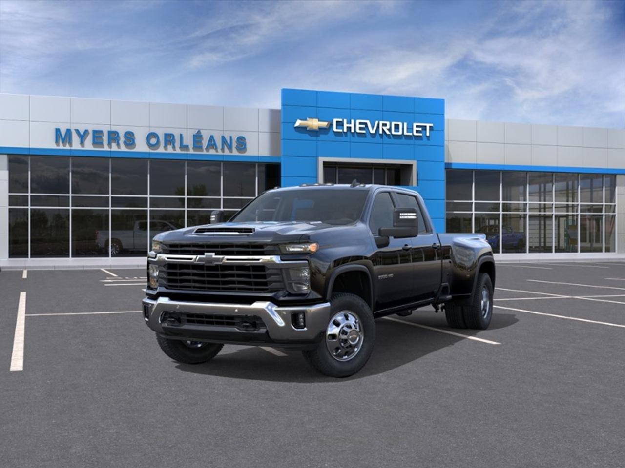 2026 Chevrolet Silverado 3500HD LT  - Leather Seats Photo