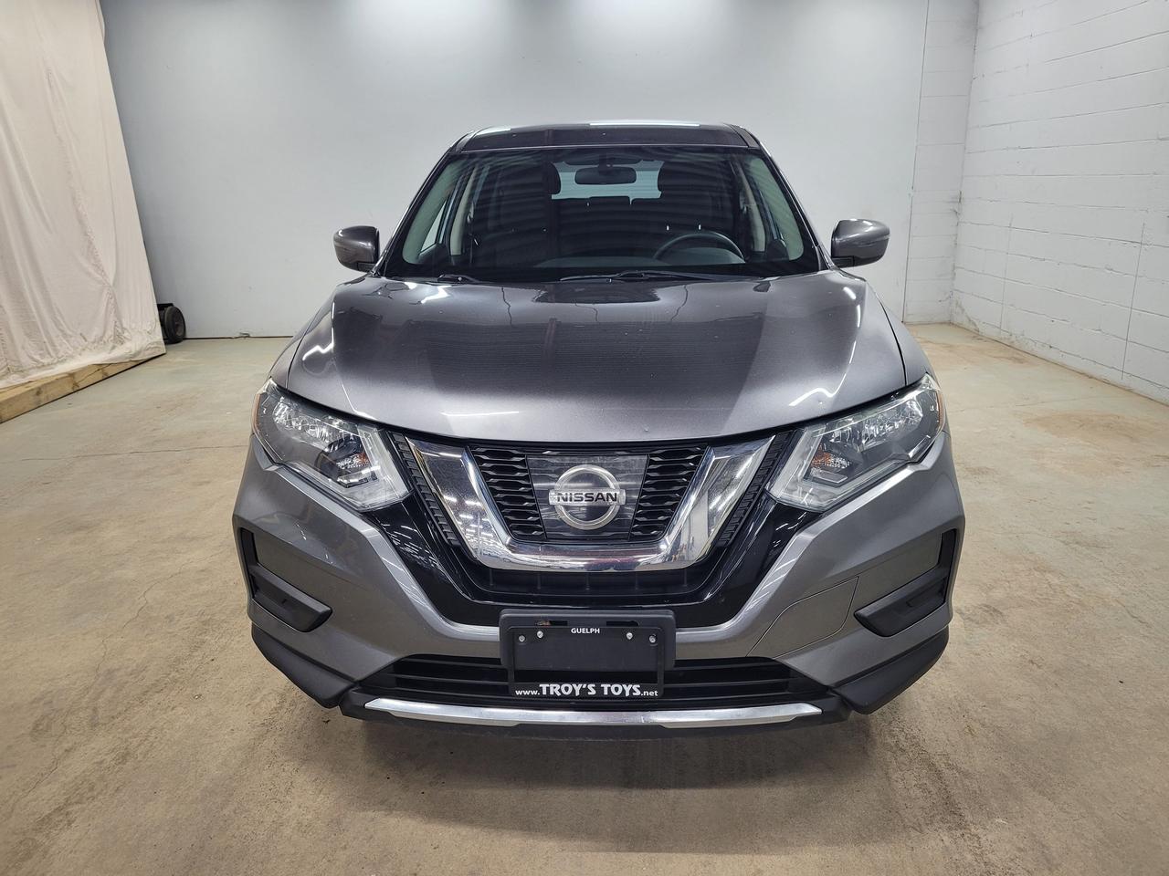 2017 Nissan Rogue S Photo