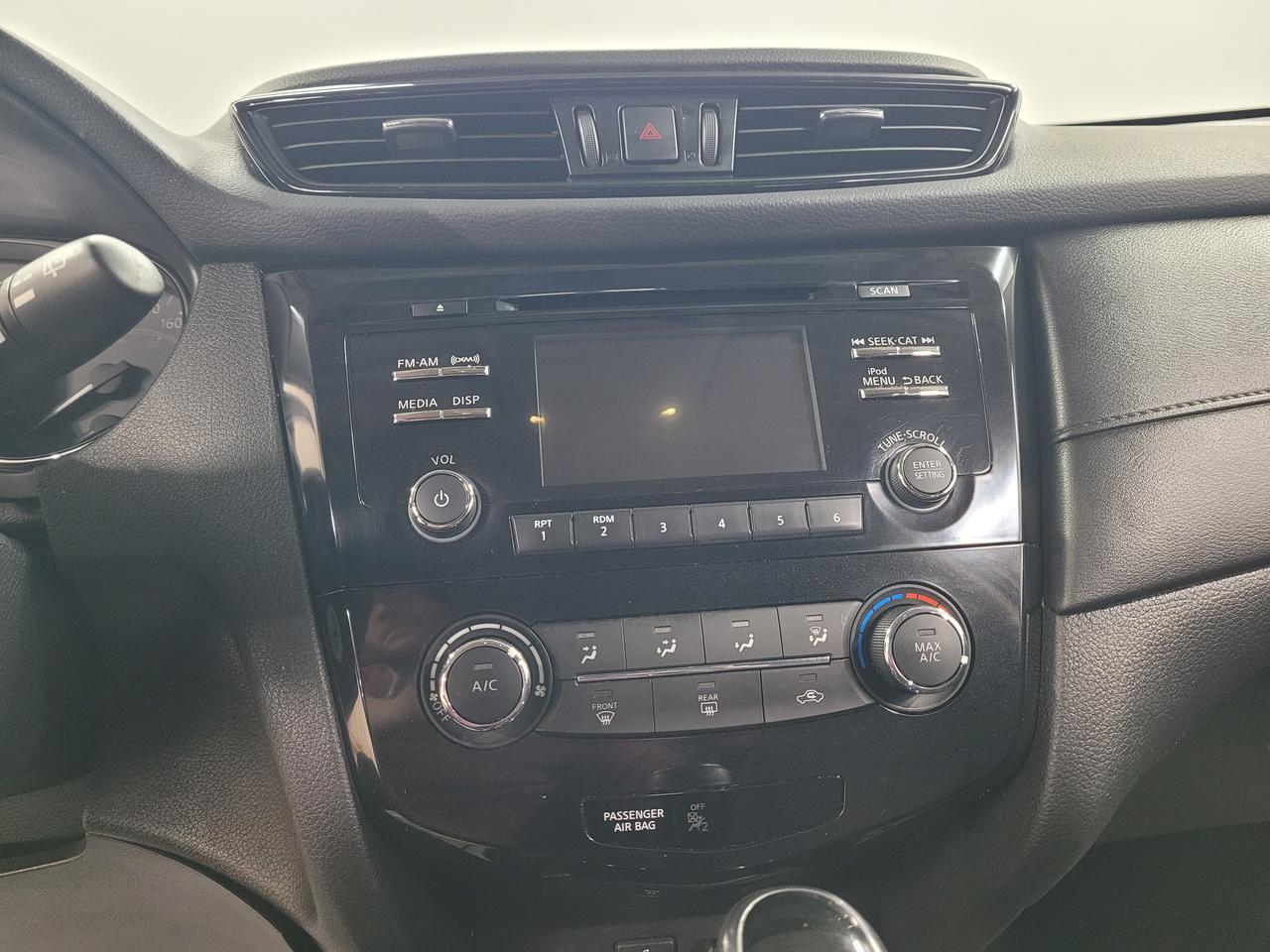 2017 Nissan Rogue S Photo