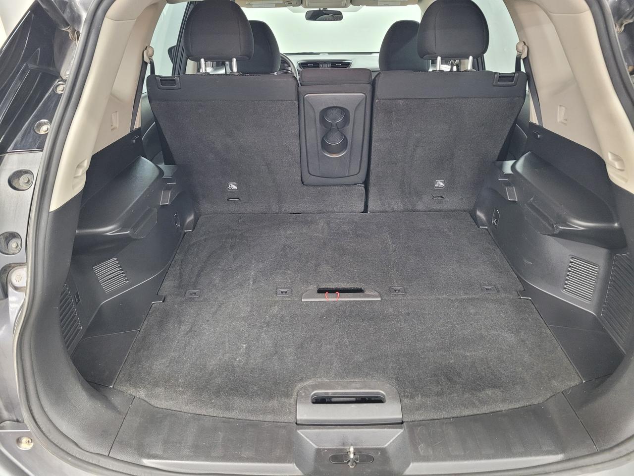 2017 Nissan Rogue S Photo