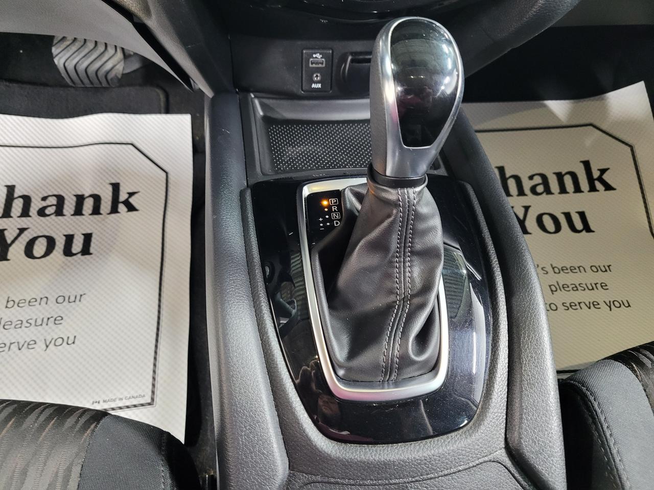 2017 Nissan Rogue S Photo38