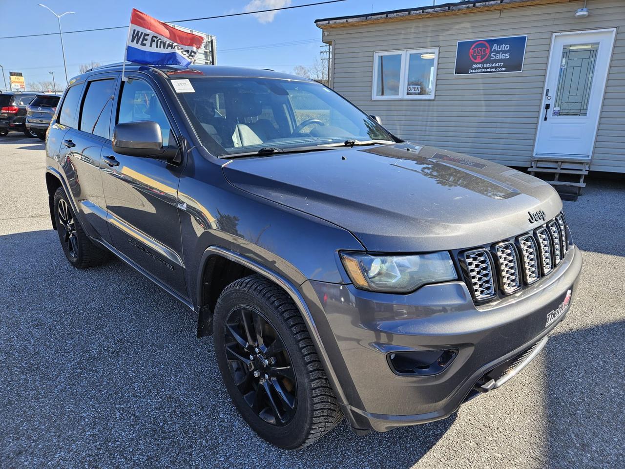 2019 Jeep Grand Cherokee ALTITUDE 4X4 - Photo #1