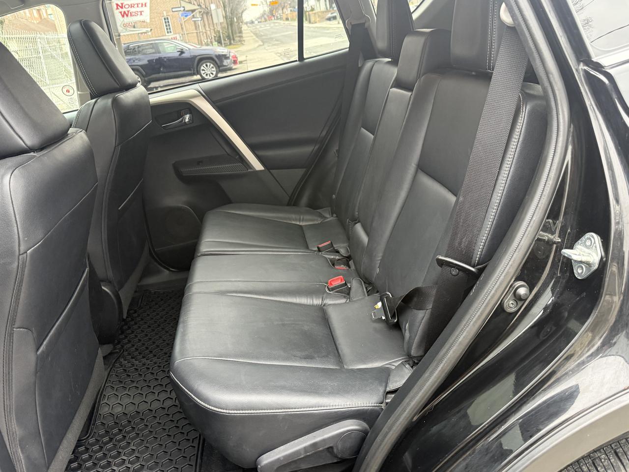 2015 Toyota RAV4 LIMITED  Photo