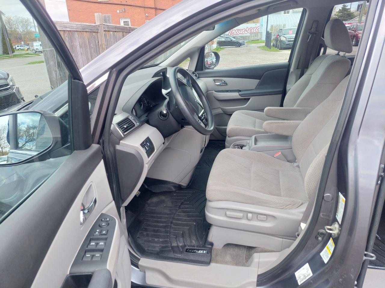 2015 Honda Odyssey EX w/RES Photo