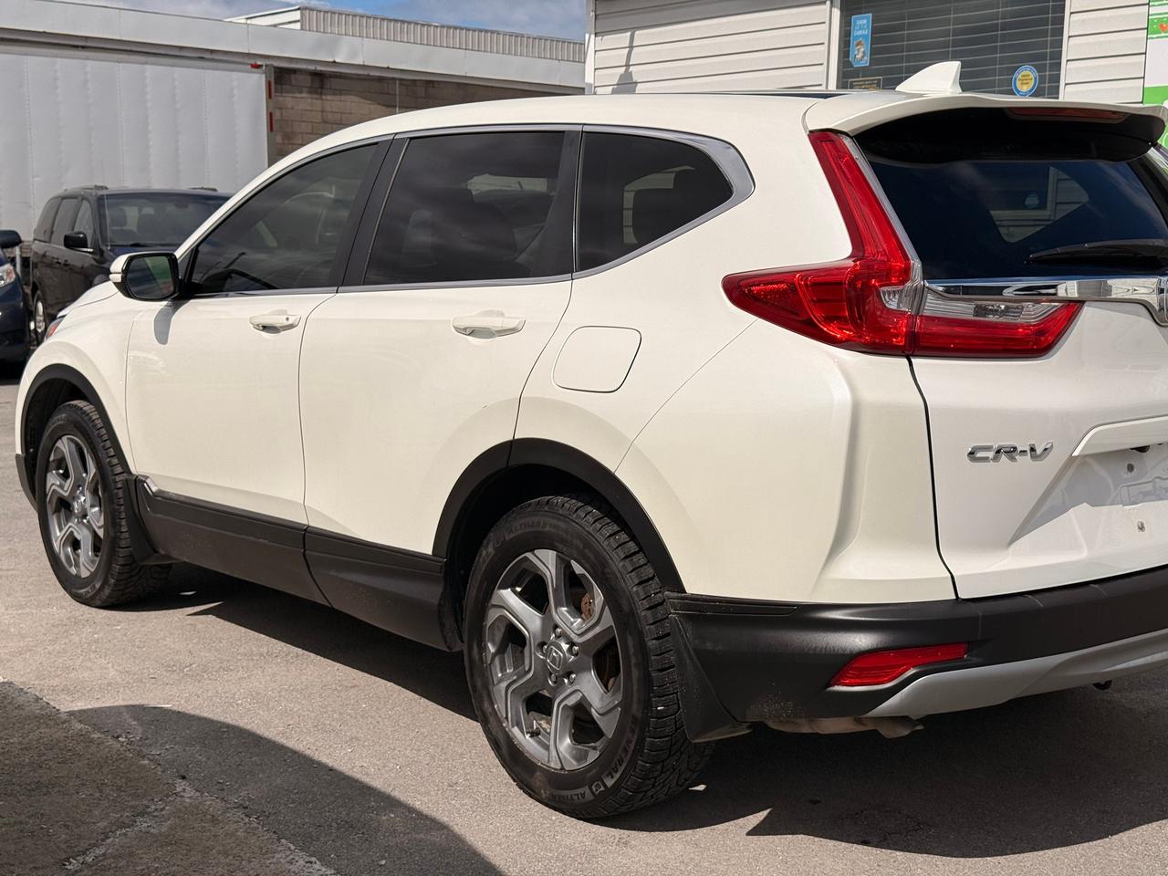 2018 Honda CR-V EX-L AWD Photo3