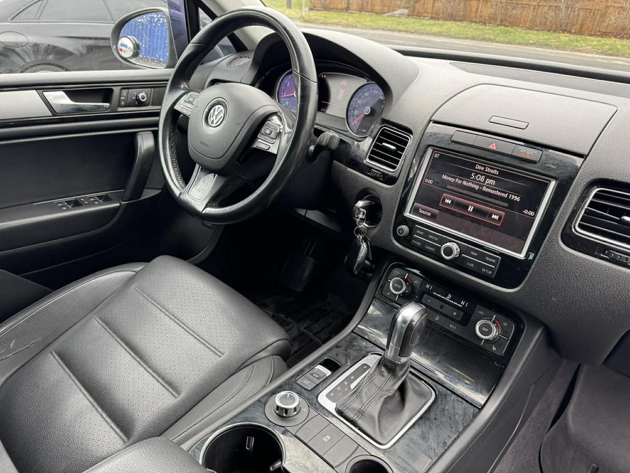 2011 Volkswagen Touareg Comfortline Photo