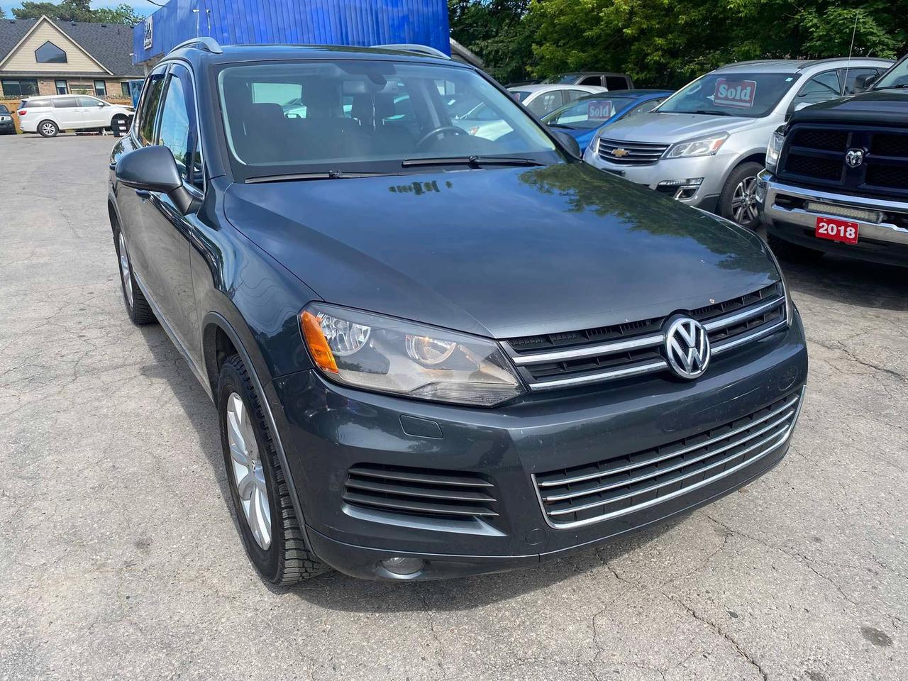 2011 Volkswagen Touareg Comfortline Photo0