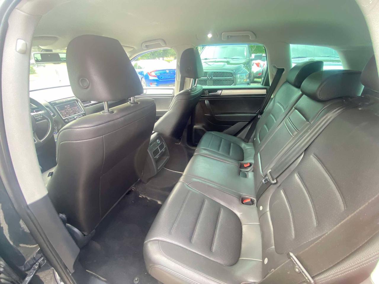 2011 Volkswagen Touareg Comfortline Photo