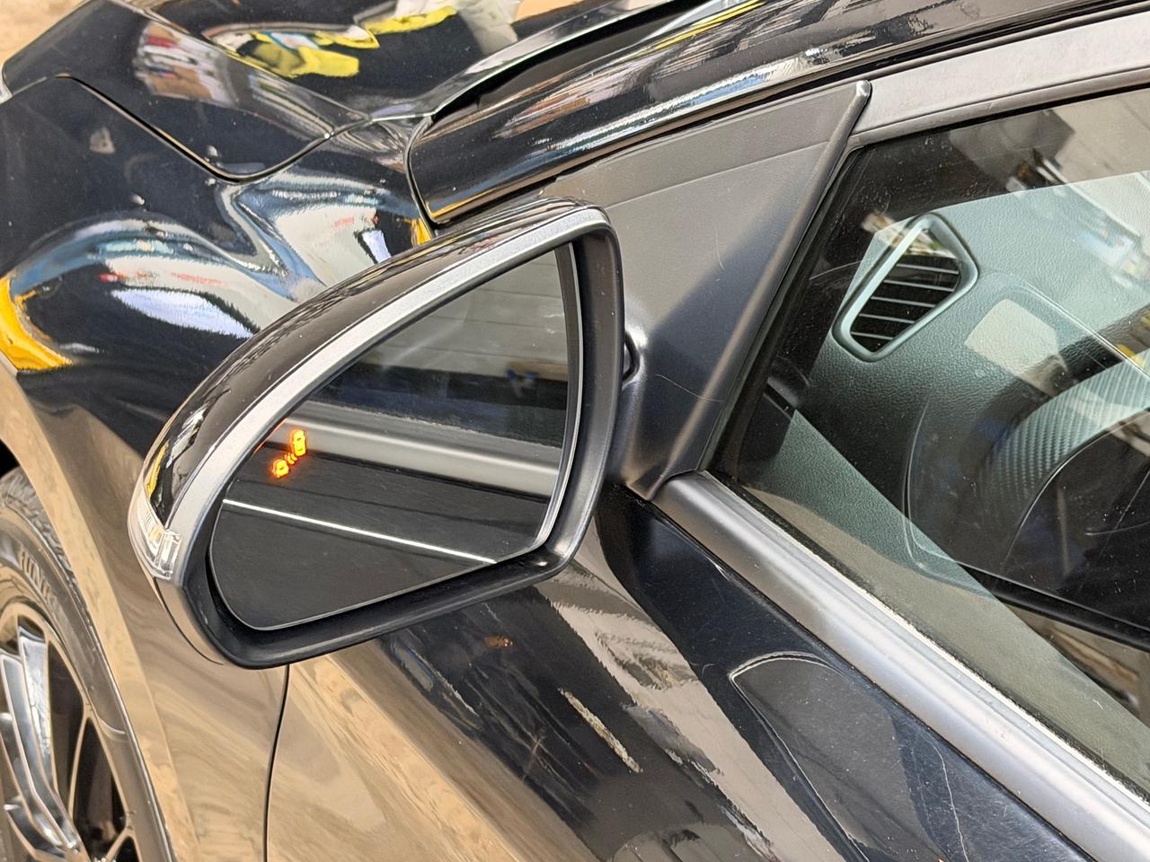 2020 Hyundai Elantra Preferred w/Sun & Safety+New Tires+CLEAN CARFAX++ Photo