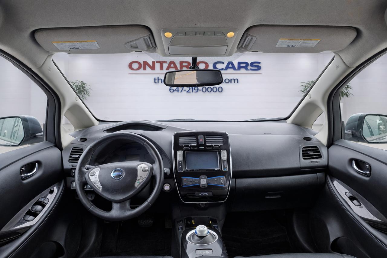 2016 Nissan Leaf SV Photo