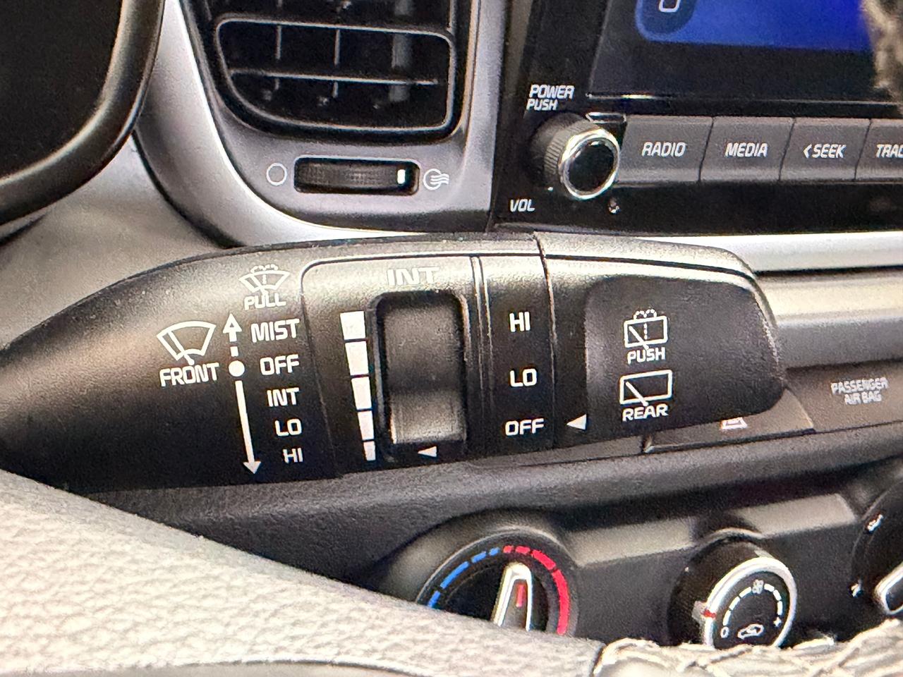 2021 Kia Rio LX+Camera+Heated Seats+New Tires+CLEAN CARFAX+++ Photo