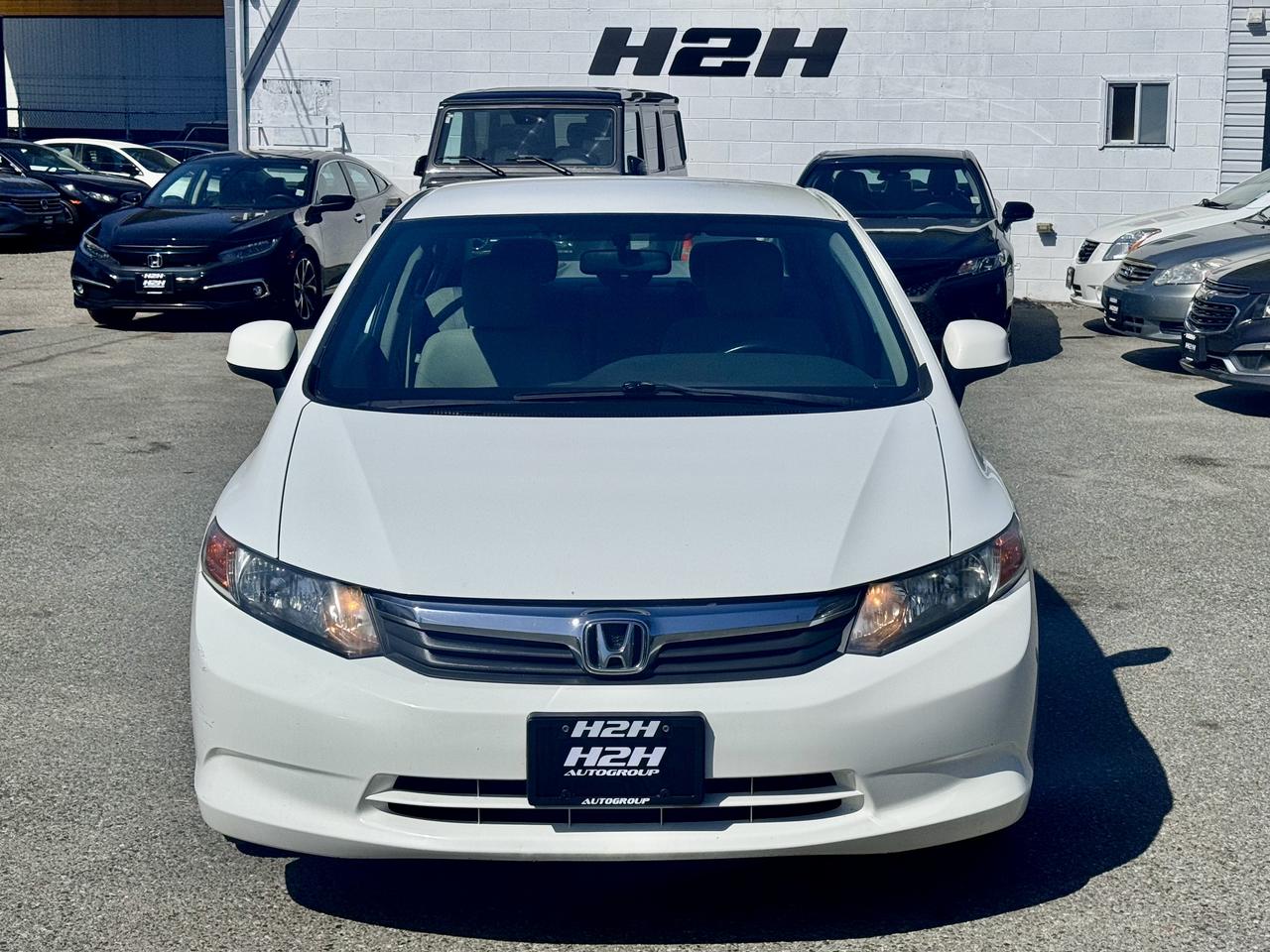 2012 Honda Civic FINANCING AVAILABLE Photo2