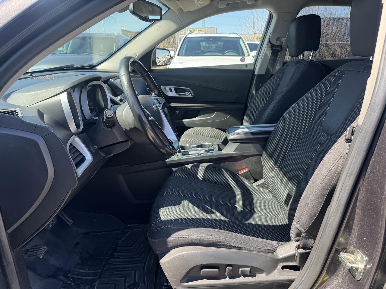 2015 Chevrolet Equinox LT Photo